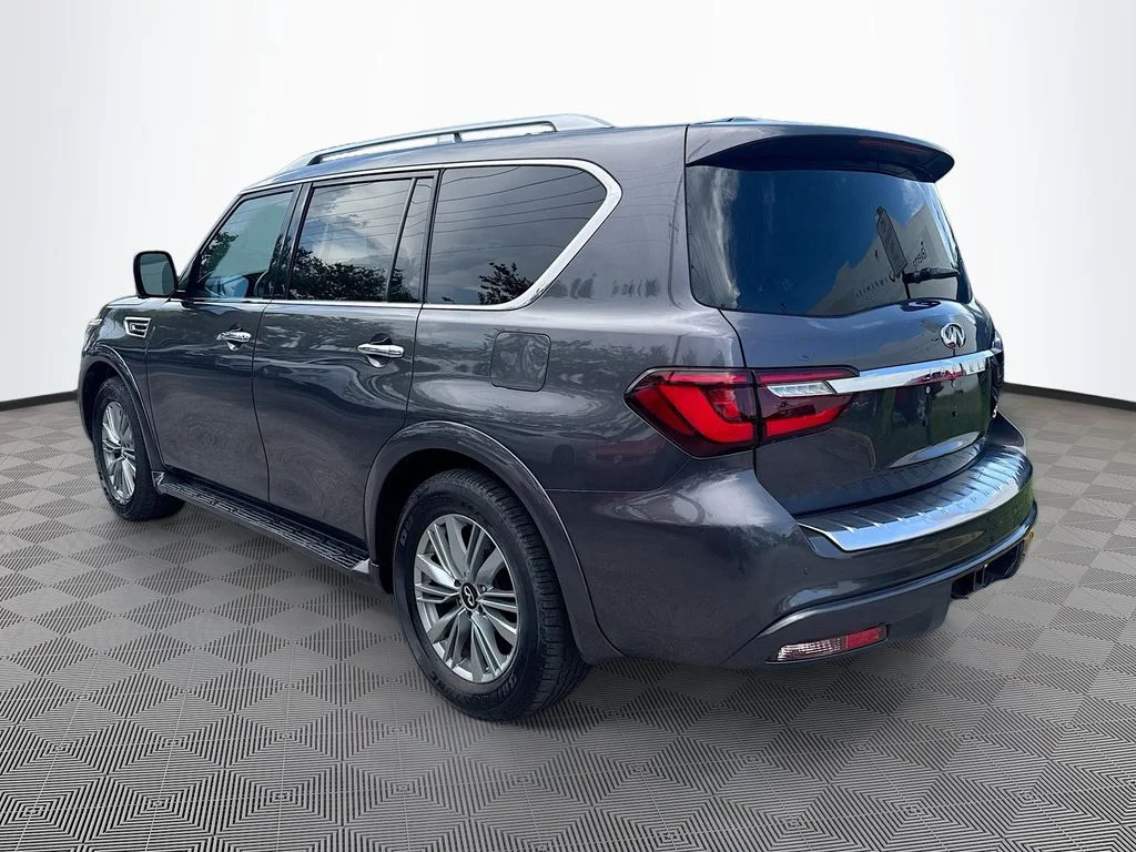 Certified Used 2024 Gray INFINITI LUXE image 8
