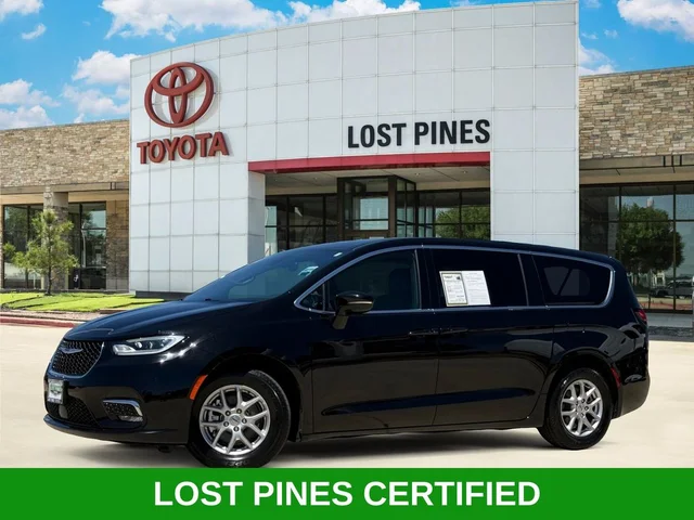 Pre-Owned 2025 Chrysler Pacifica Select FWD 4D Passenger Van
