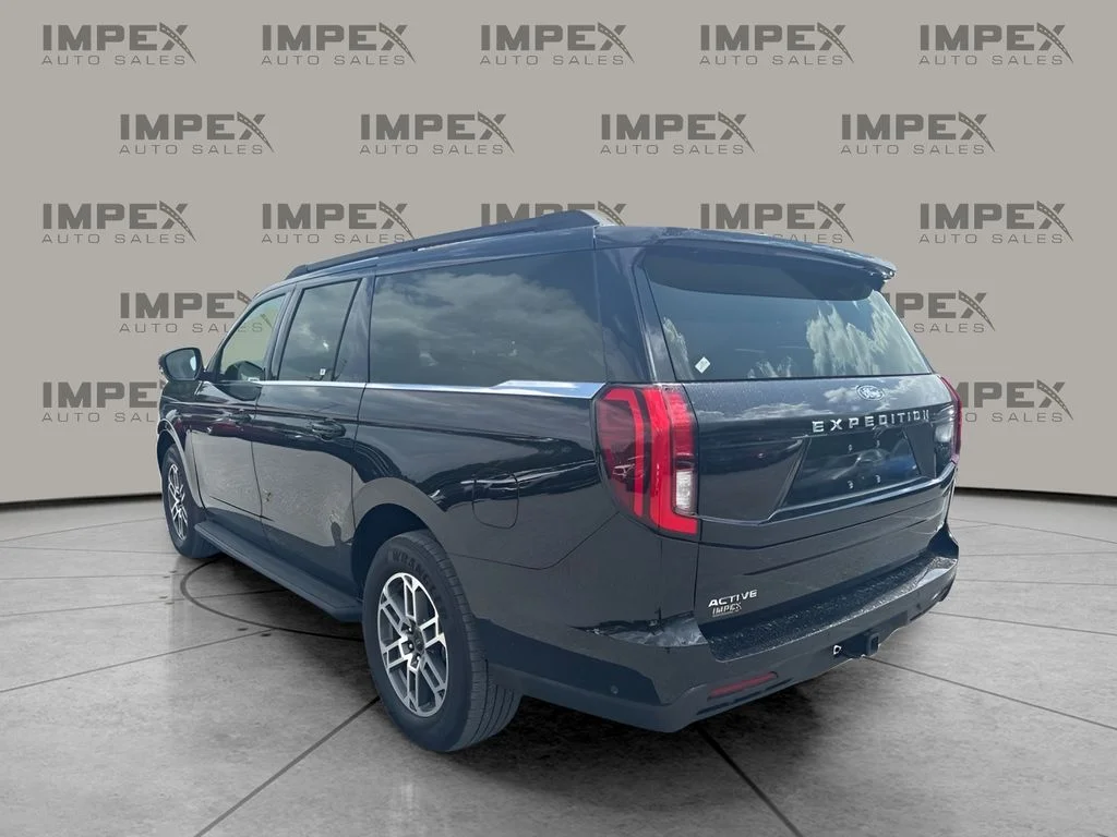 Used 2025 Black Ford Active image 2