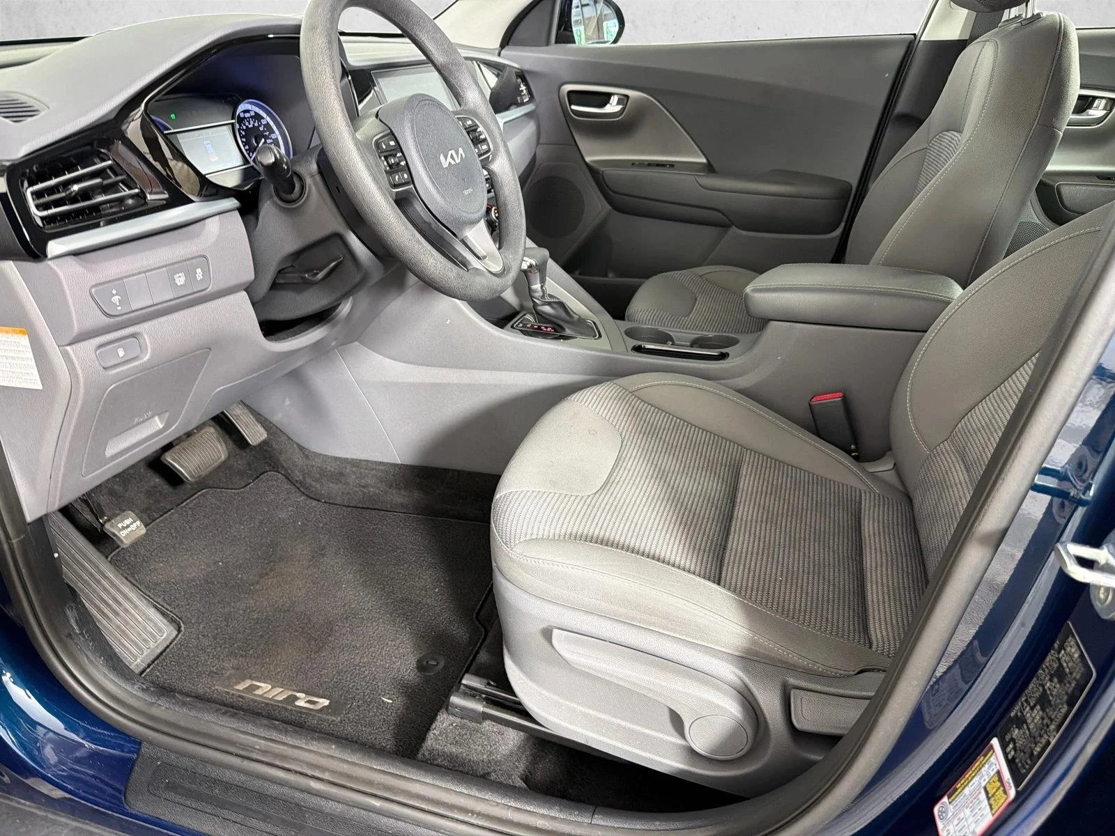 Used 2022 Blue Kia LX image 9