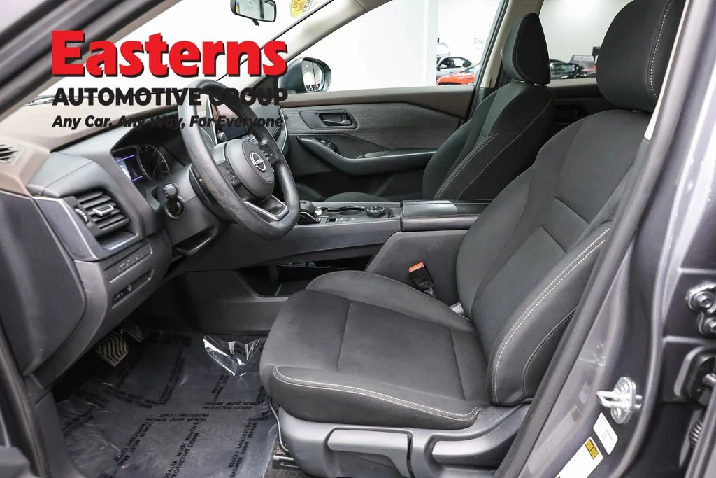 Used 2023 Gray Nissan S image 14