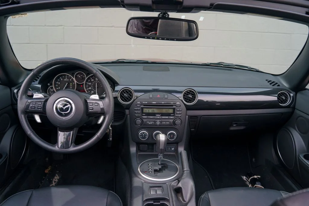 Used 2013 Red Mazda PRHT Grand Touring image 19