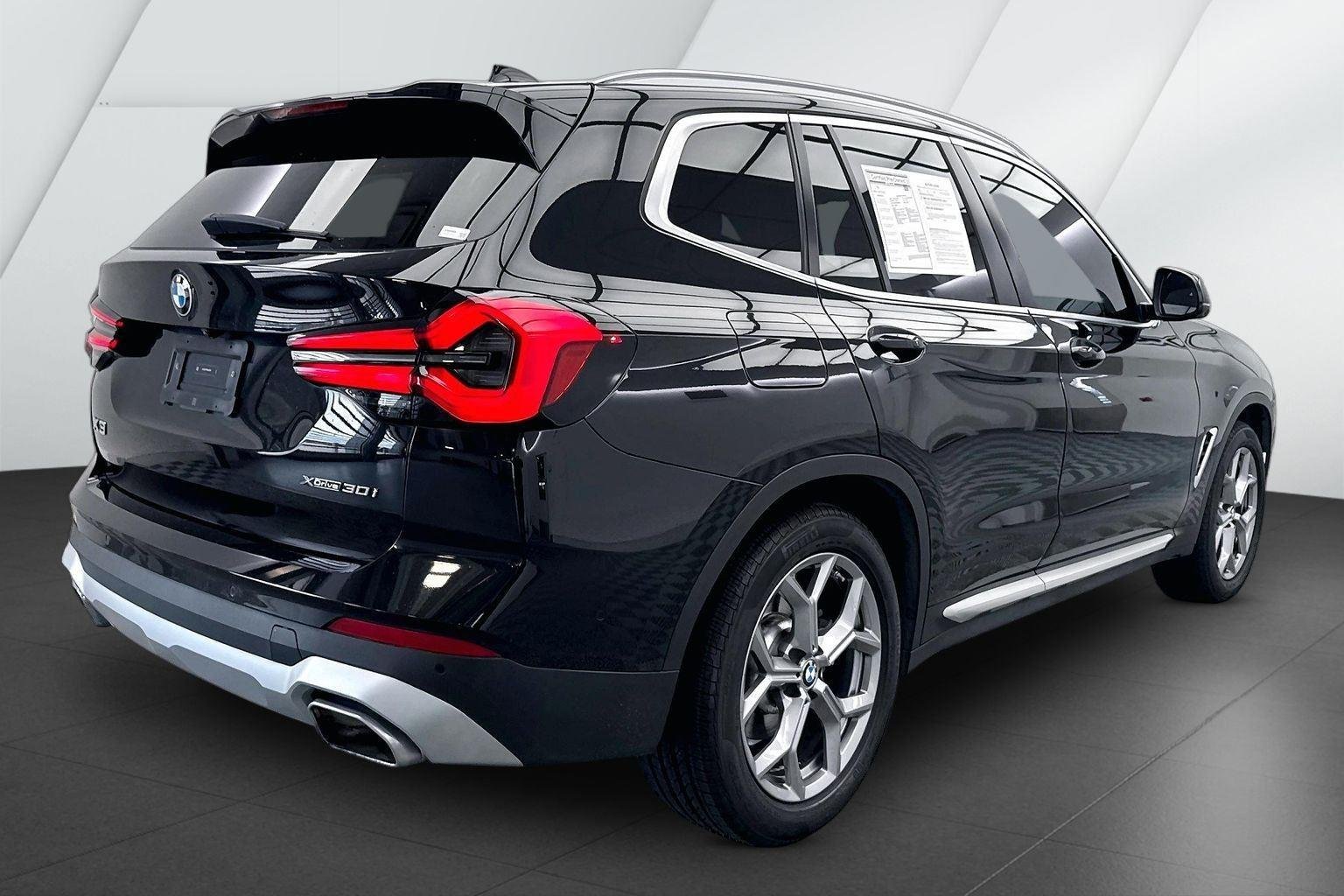Certified Used 2024 Black Sapphire Metallic BMW xDrive30i image 5
