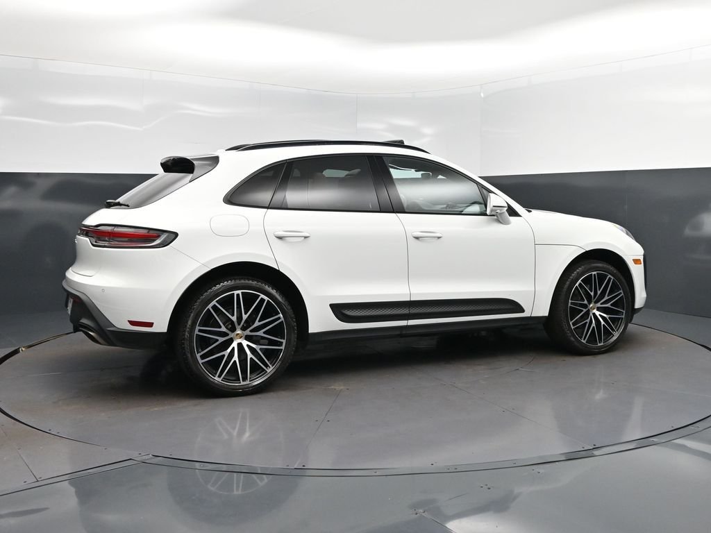 Used 2024 White Porsche Base image 8