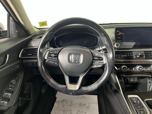 Used 2021 Black Honda Touring image 16