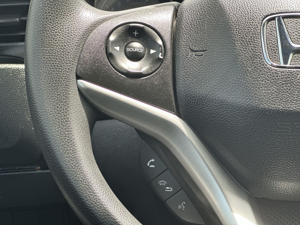 Used 2015  Honda LX image 29