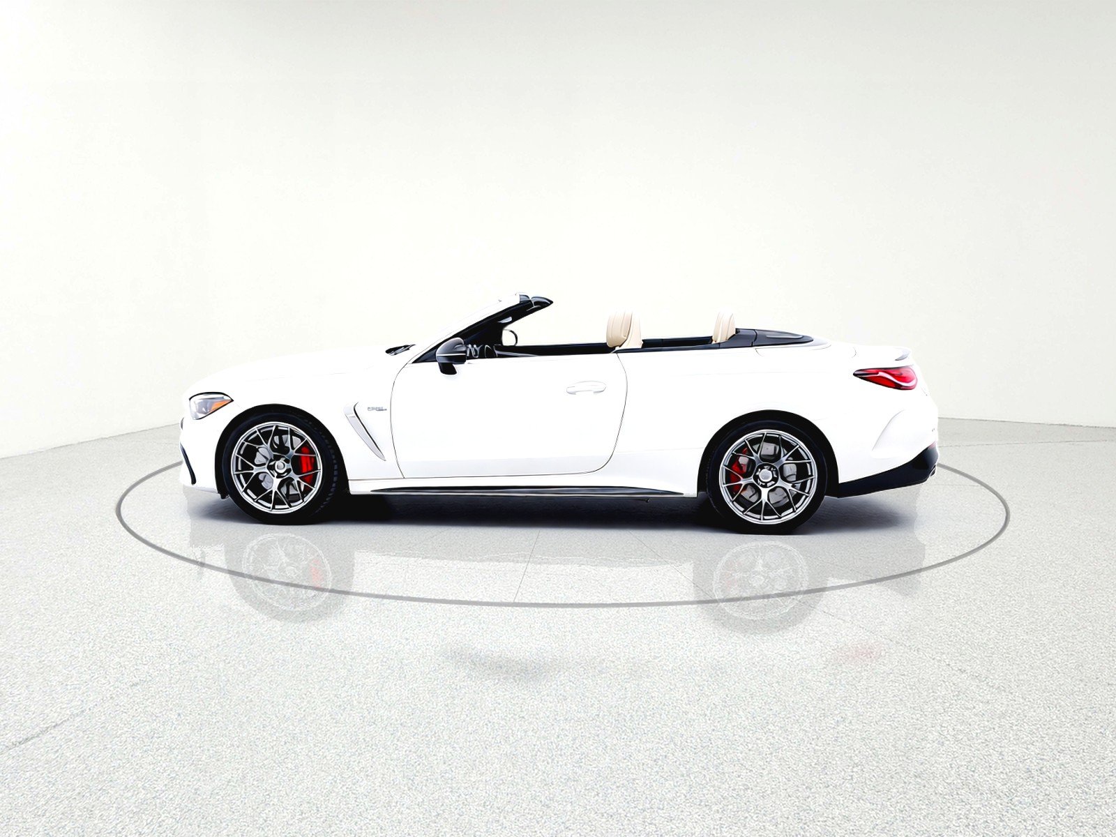 Certified Used 2026 MANUFAKTUR Moonlight White Metallic Mercedes-Benz AMG® CLE 53 4MATIC+ Cabriolet image 24