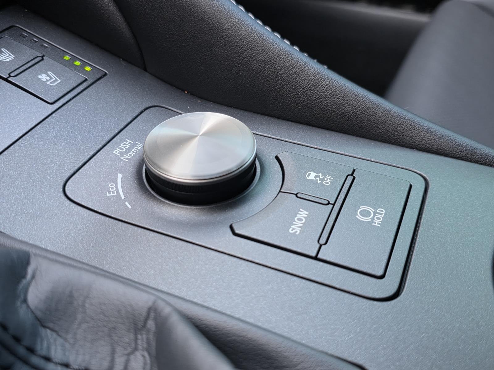 2024 Lexus RC 300 - Photo 20