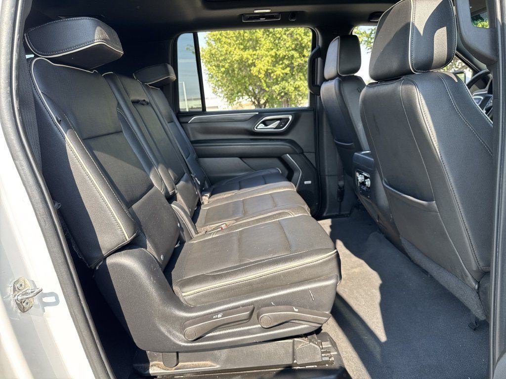 2022 GMC Yukon XL SLT - Photo 25