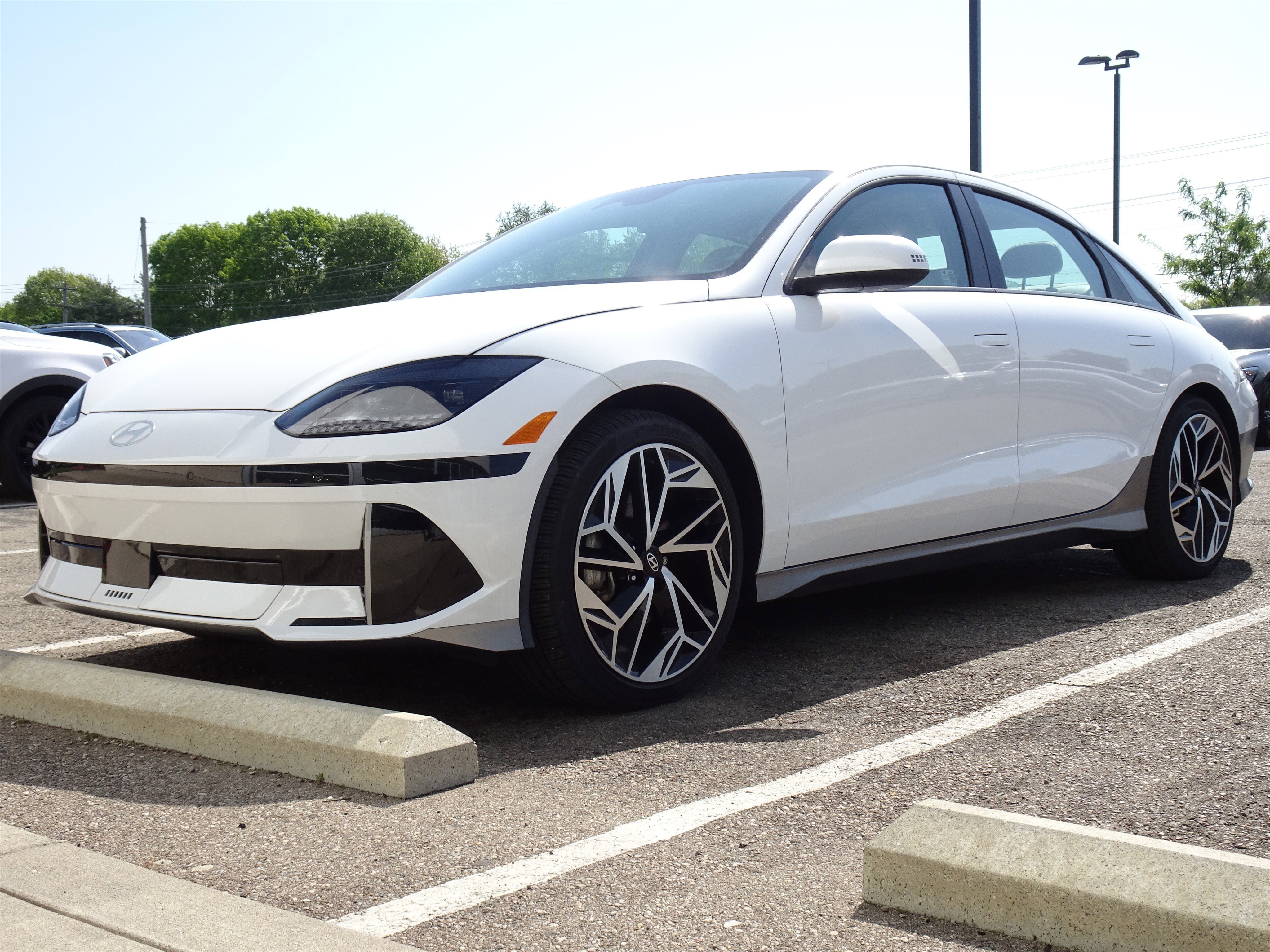 2024 Hyundai IONIQ 6 SEL