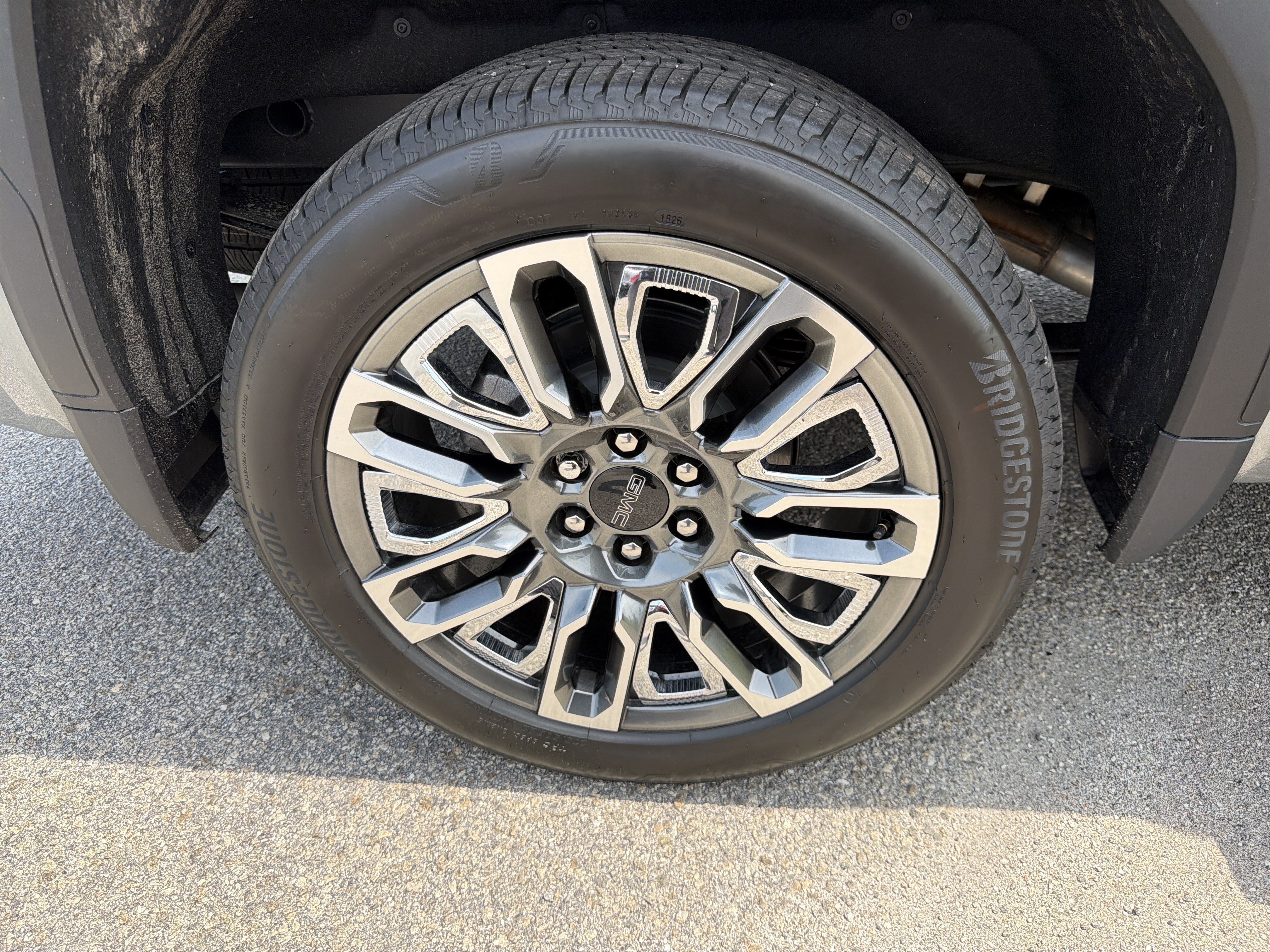 2026 GMC Sierra 1500 Denali Ultimate - Photo 17