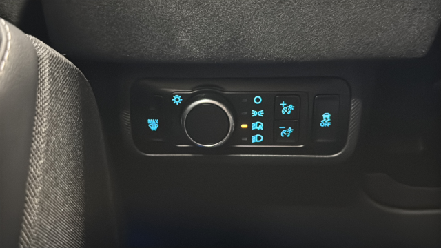 Used 2023 Vapor Blue Ford GT image 31