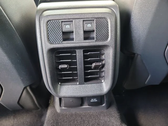 Used 2025 Blue Ford Badlands image 14