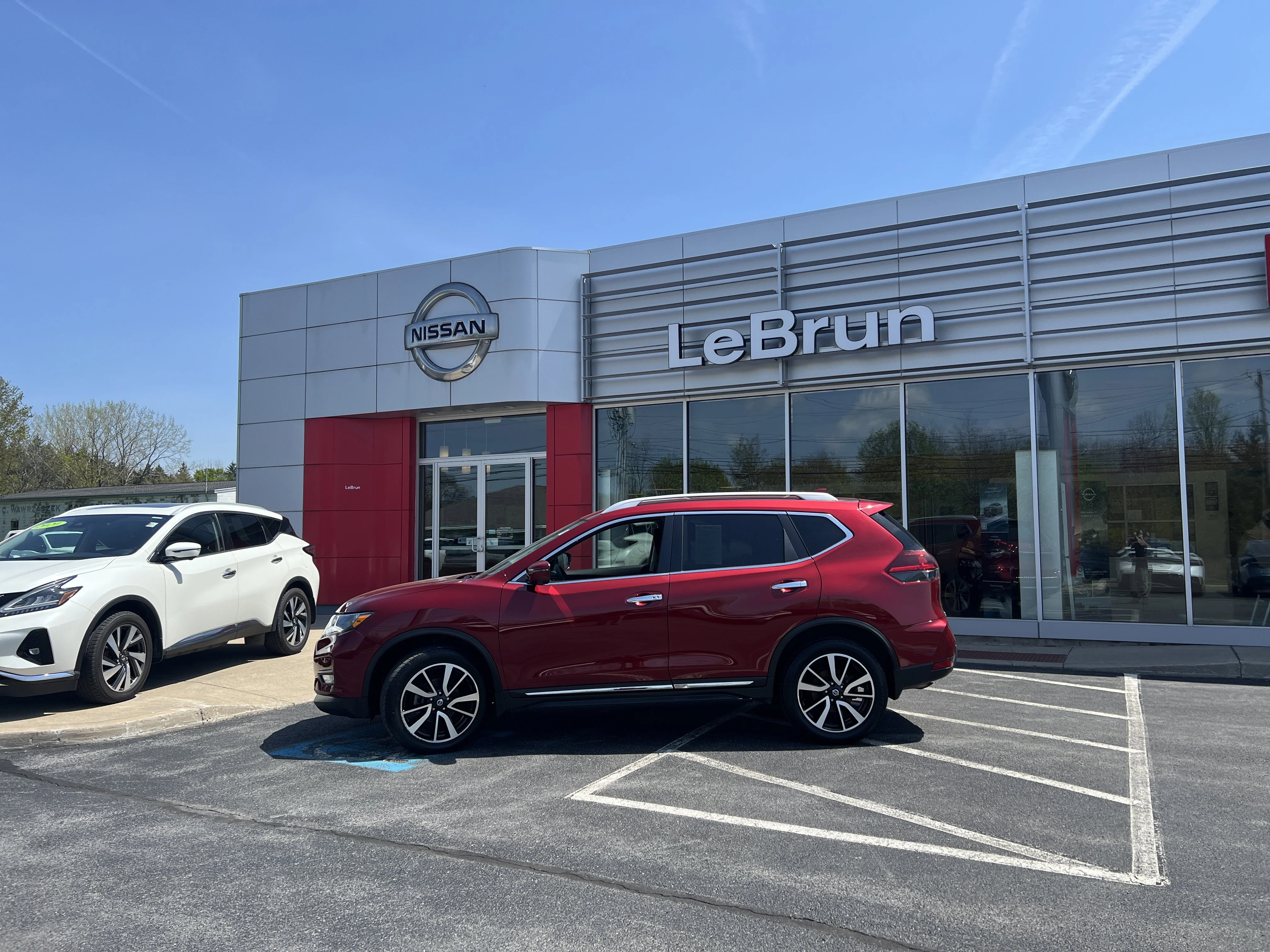 Used 2020 Nissan Rogue SL with VIN 5N1AT2MVXLC724676 for sale in Auburn, NY