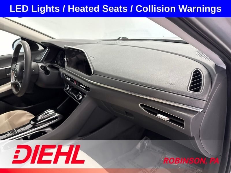 Used 2023 Silver Hyundai SEL image 14
