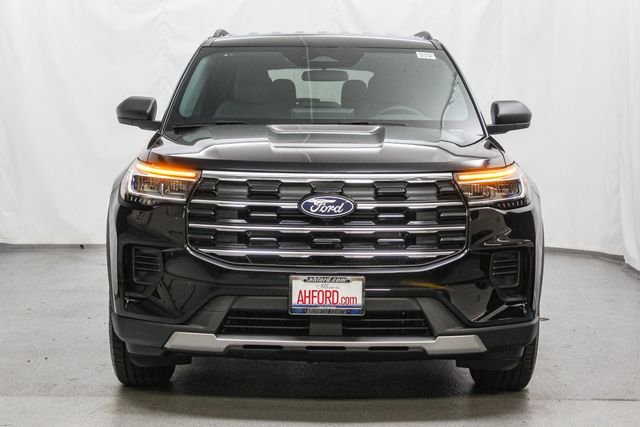 New 2027 Agate Black Metallic Ford Active image 3