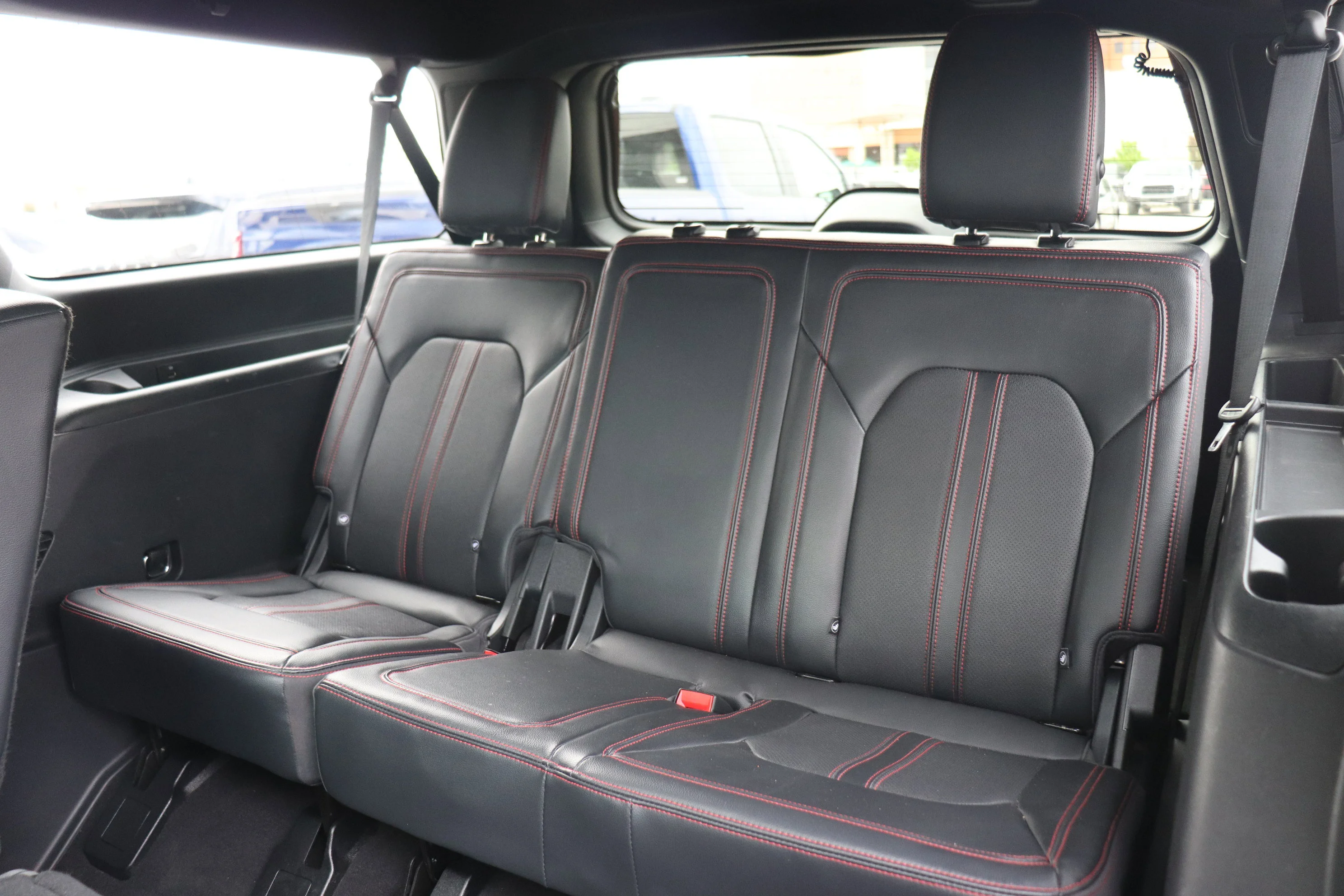 Used 2024  Ford Limited Max 4x4 image 12