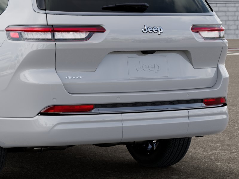 New 2026 Bright White Clear-Coat Exterior Paint Jeep Limited image 13