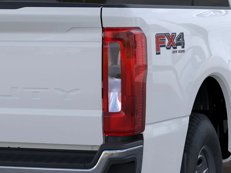 New 2026 Oxford White Ford XL image 21