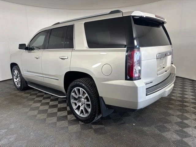 Used 2016 Beige GMC Denali image 6