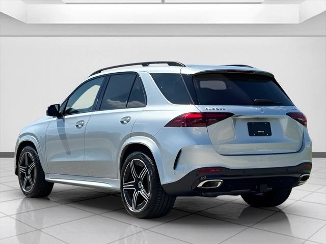 Certified Used 2025  Mercedes-Benz GLE 580 image 4