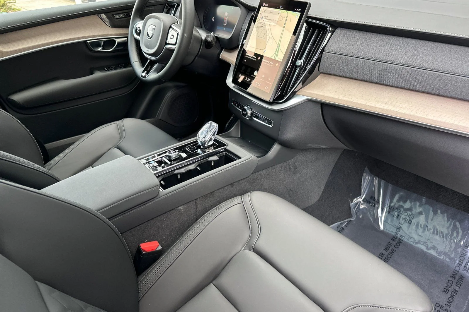 New 2026 Vapour Grey Volvo Plus image 16
