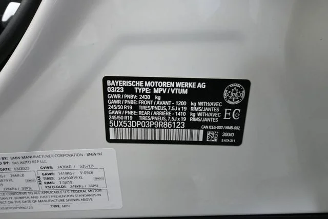 Used 2023 White BMW xDrive30i image 53