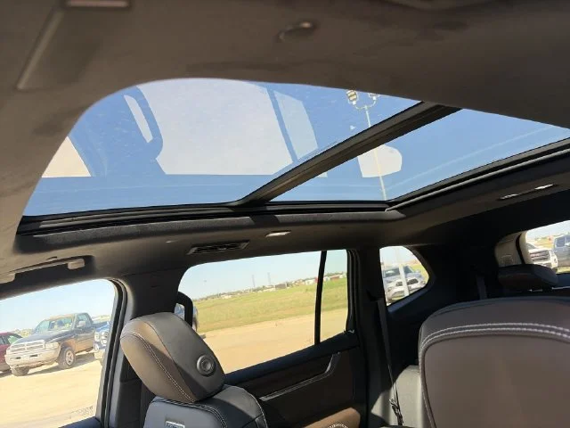 New 2027 White GMC Denali Ultimate image 17