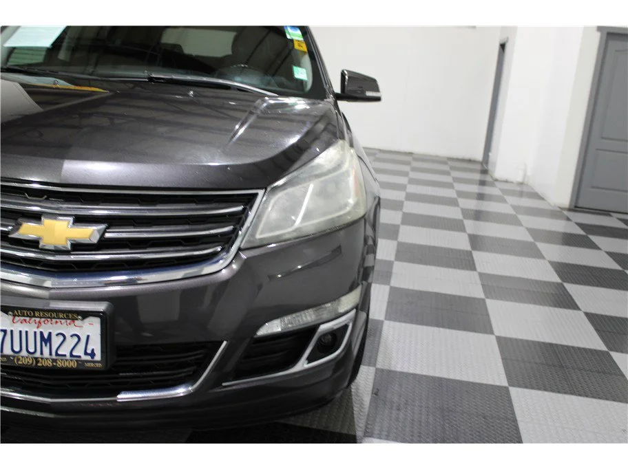 Used 2015 Tungsten Metallic Chevrolet LT image 8