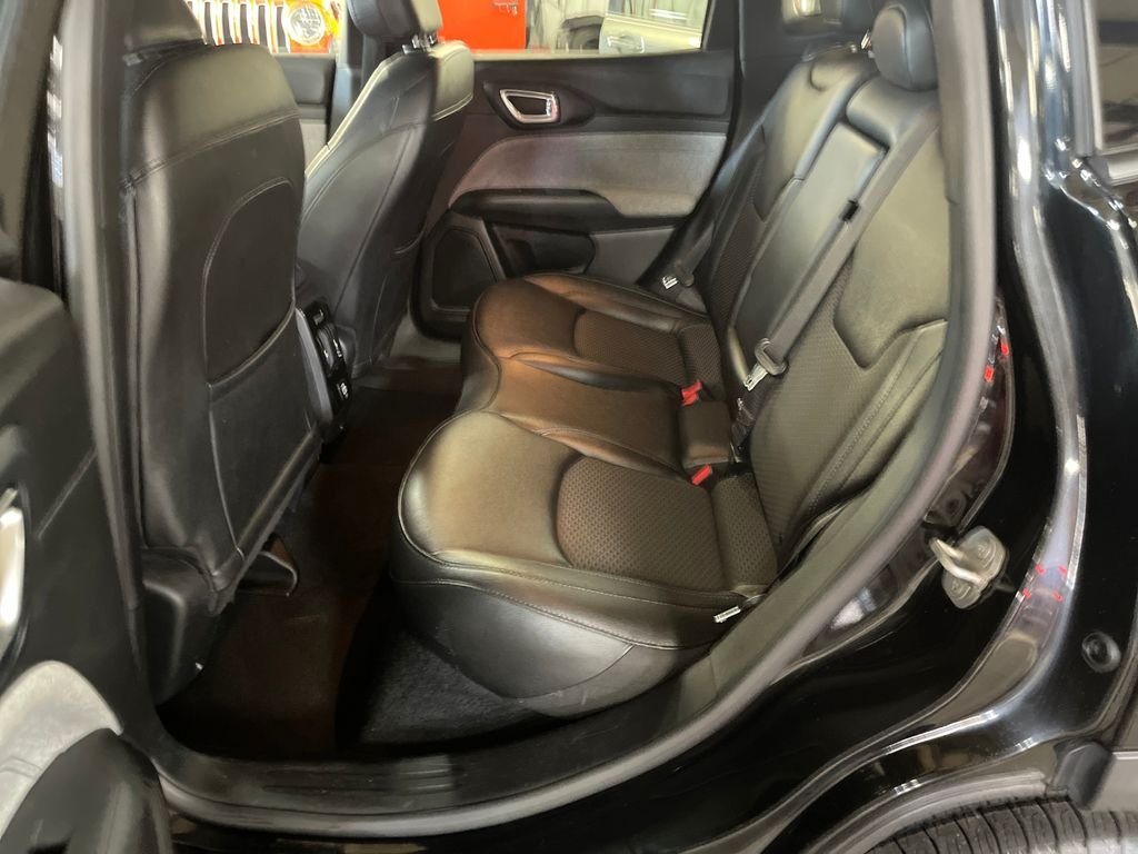 Used 2024 Black Jeep Latitude image 26