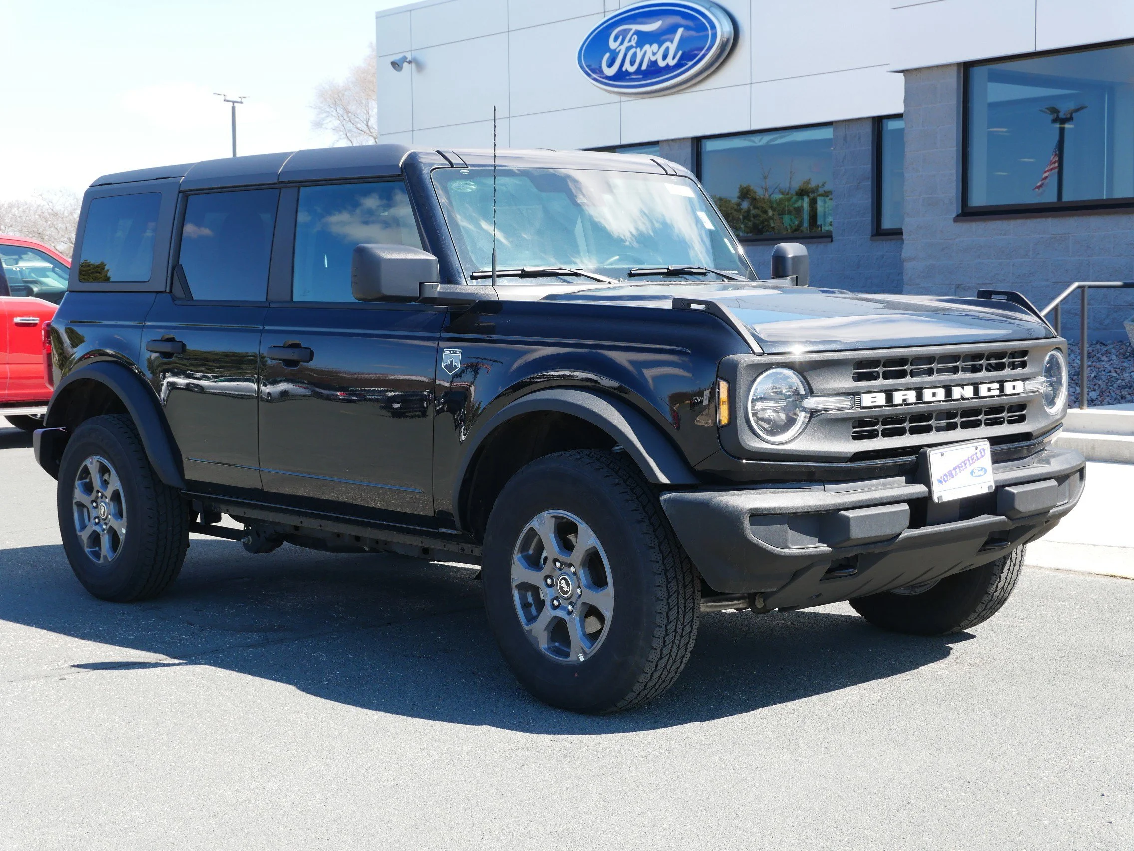Used 2025 Ford Bronco 4-Door Big Bend with VIN 1FMDE7BH2SLA56999 for sale in Northfield, Minnesota