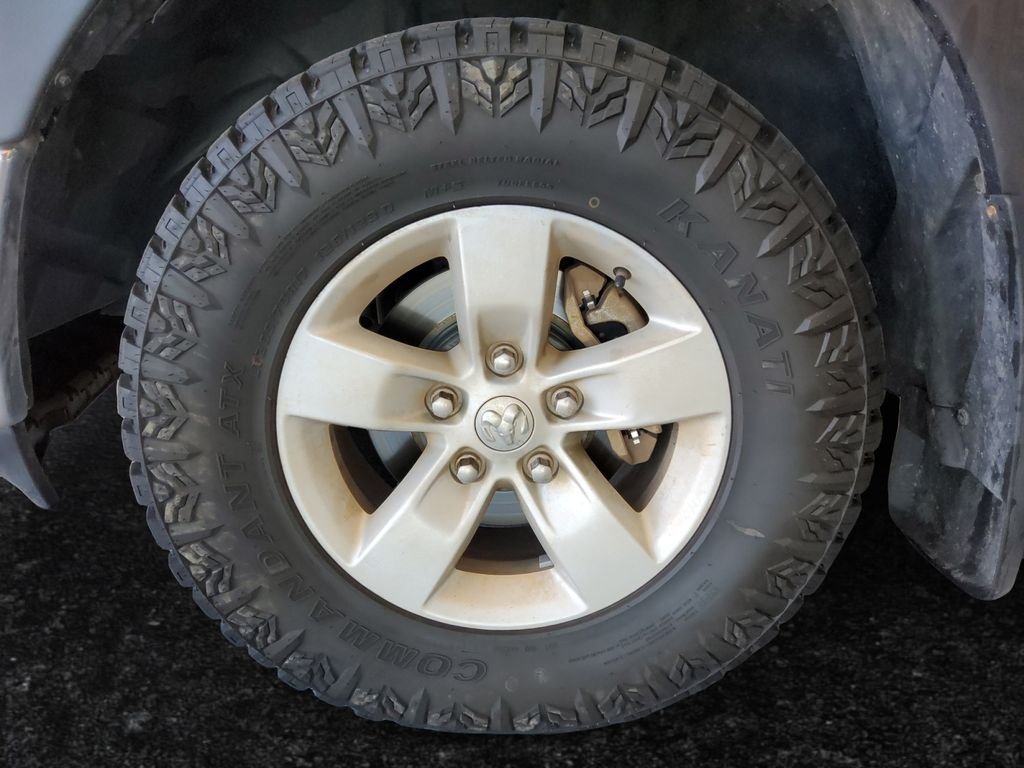 Used 2016 Gray Ram Tradesman image 18