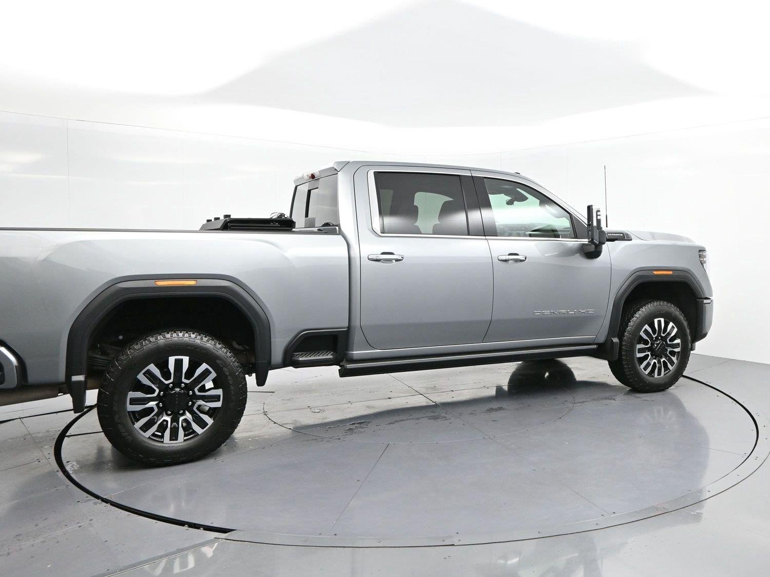 Used 2026 Sterling Metallic GMC Denali Ultimate image 8