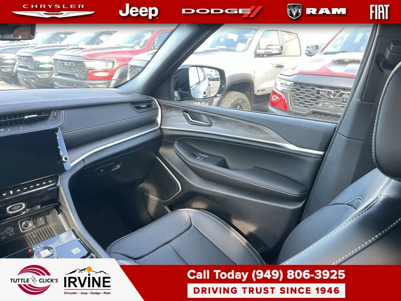 New 2027 High-Gloss Black Paint Jeep Limited Reserve image 3