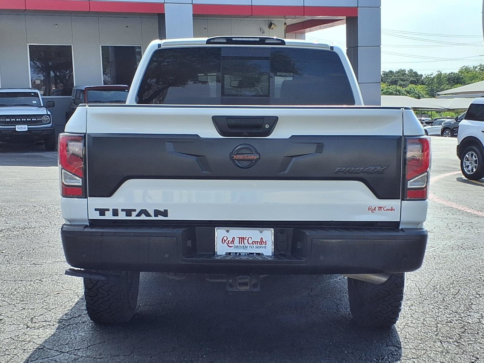 Used 2021 Glacier White Nissan PRO-4X image 6
