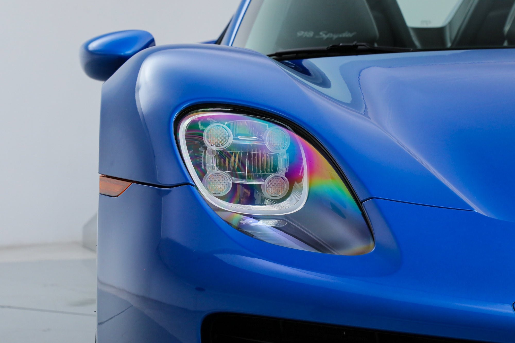 Used 2015 Blue Porsche  image 13