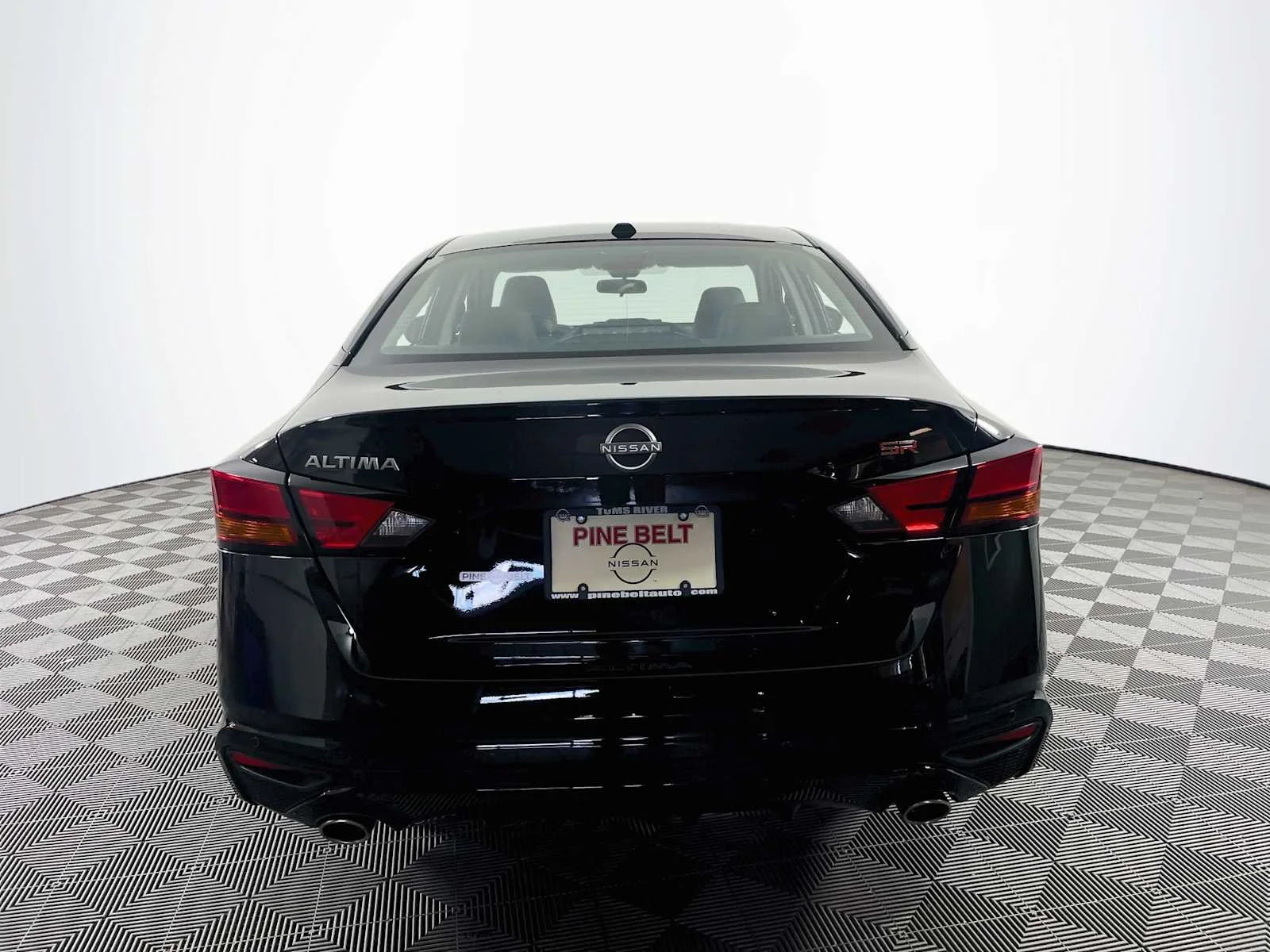 Certified Used 2025 Super Black Nissan SR image 5