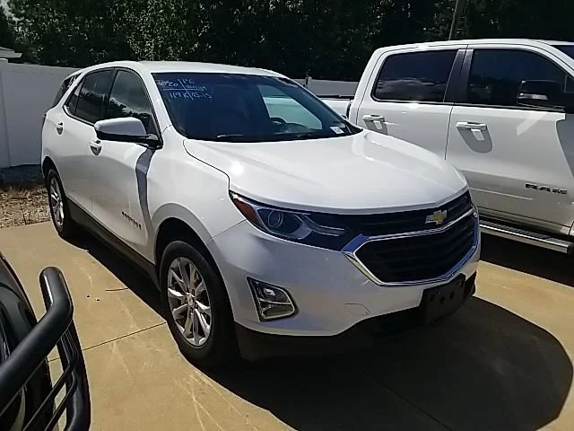 Used 2019 SUMMIT WHITE Chevrolet LT image 1