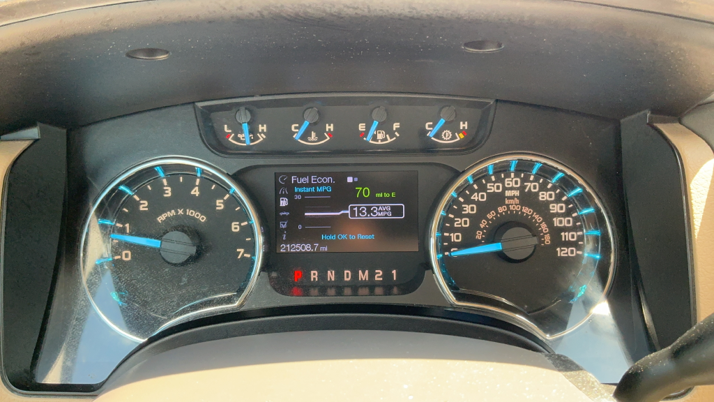 Used 2012 Gold Ford XLT image 12