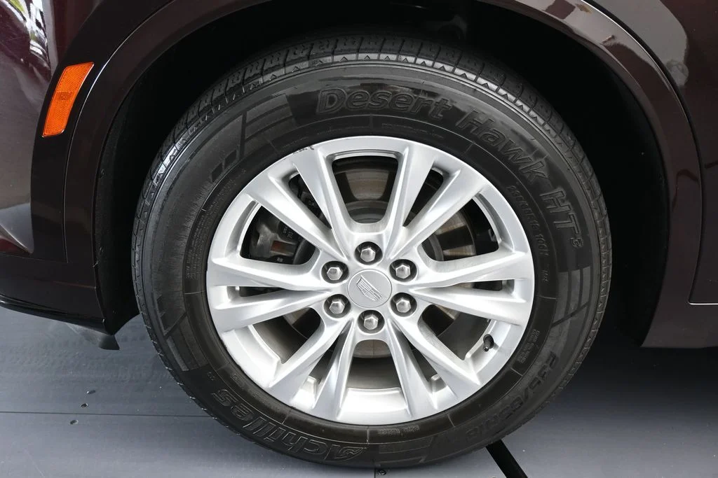 Used 2021 Garnet Metallic Cadillac Luxury image 28