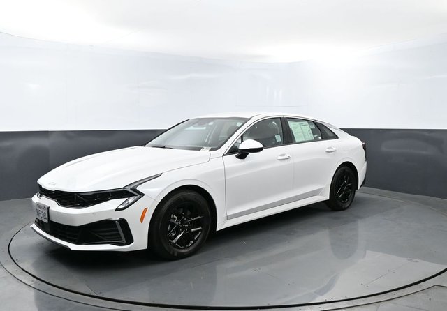 2025 Kia K5 LXS