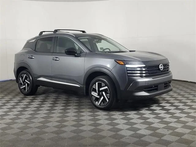 Used 2026 Gray Nissan SV image 3