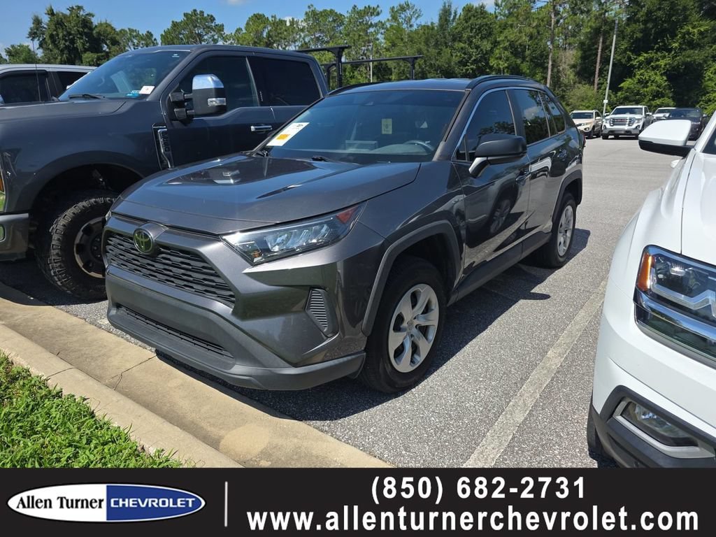 Used 2021  Toyota LE image 1