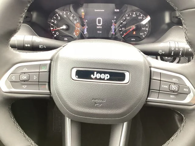 New 2026 Blue Pearl Jeep LATITUDE ALTITUDE 4X4 image 13