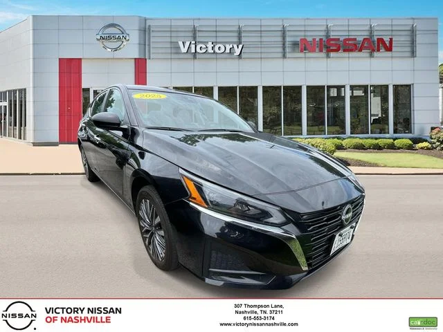 Used 2025 Black Nissan 2.5 SV image 1