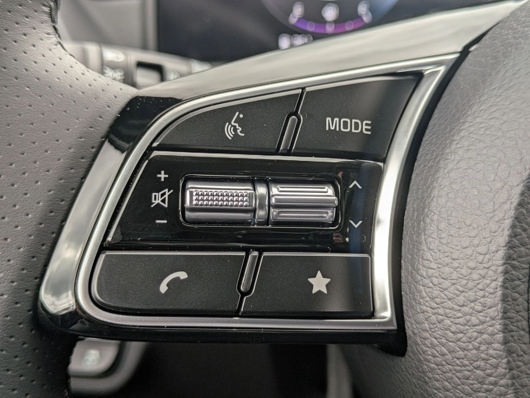 2026 Kia Seltos SX - Photo 16
