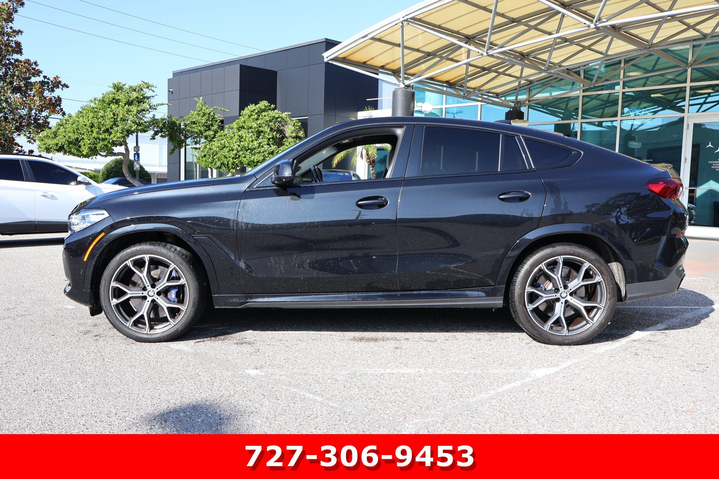 Used 2021 Black Sapphire Metallic BMW M50i image 6