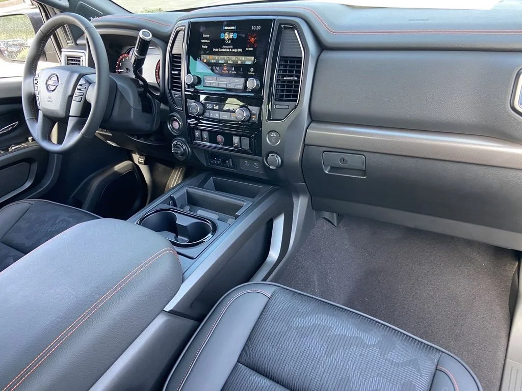Used 2023 Black Nissan PRO-4X image 5