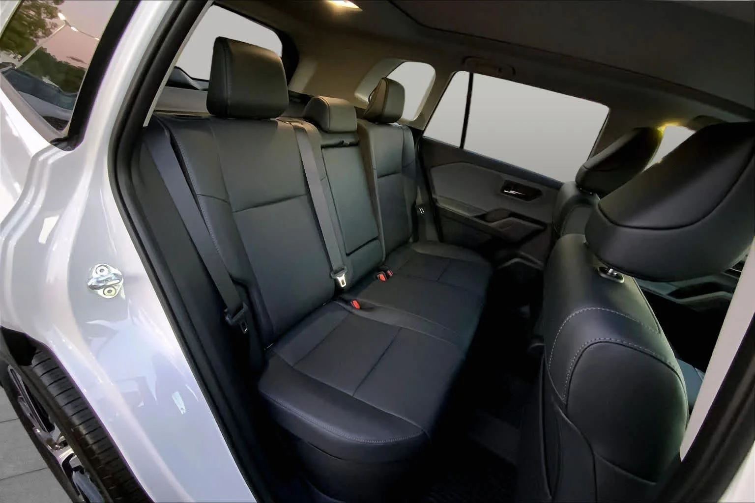 Used 2026 Wind Chill Pearl Toyota Limited image 17