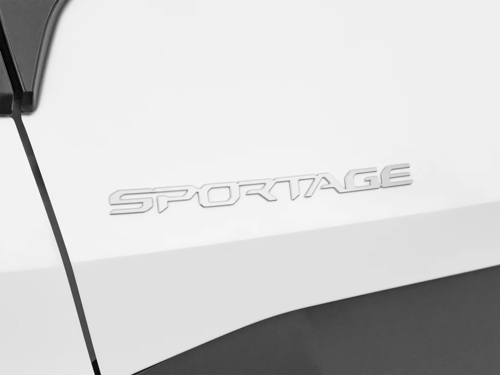 Used 2023 White Kia EX image 46